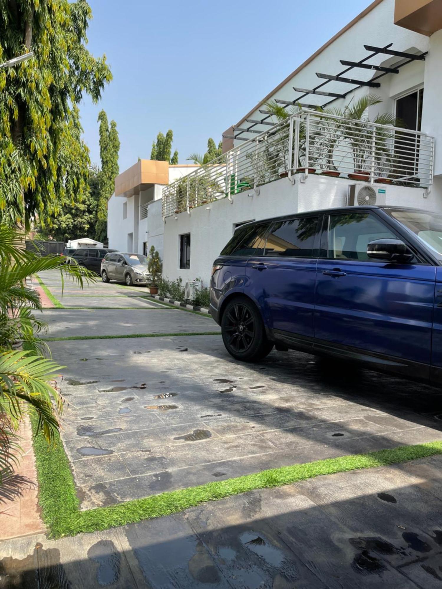Austra Hotels And Apartments Maitama Abuja Dış mekan fotoğraf