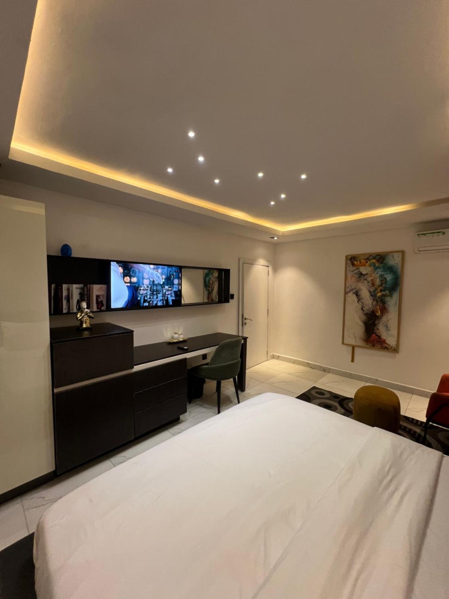 Austra Hotels And Apartments Maitama Abuja Dış mekan fotoğraf