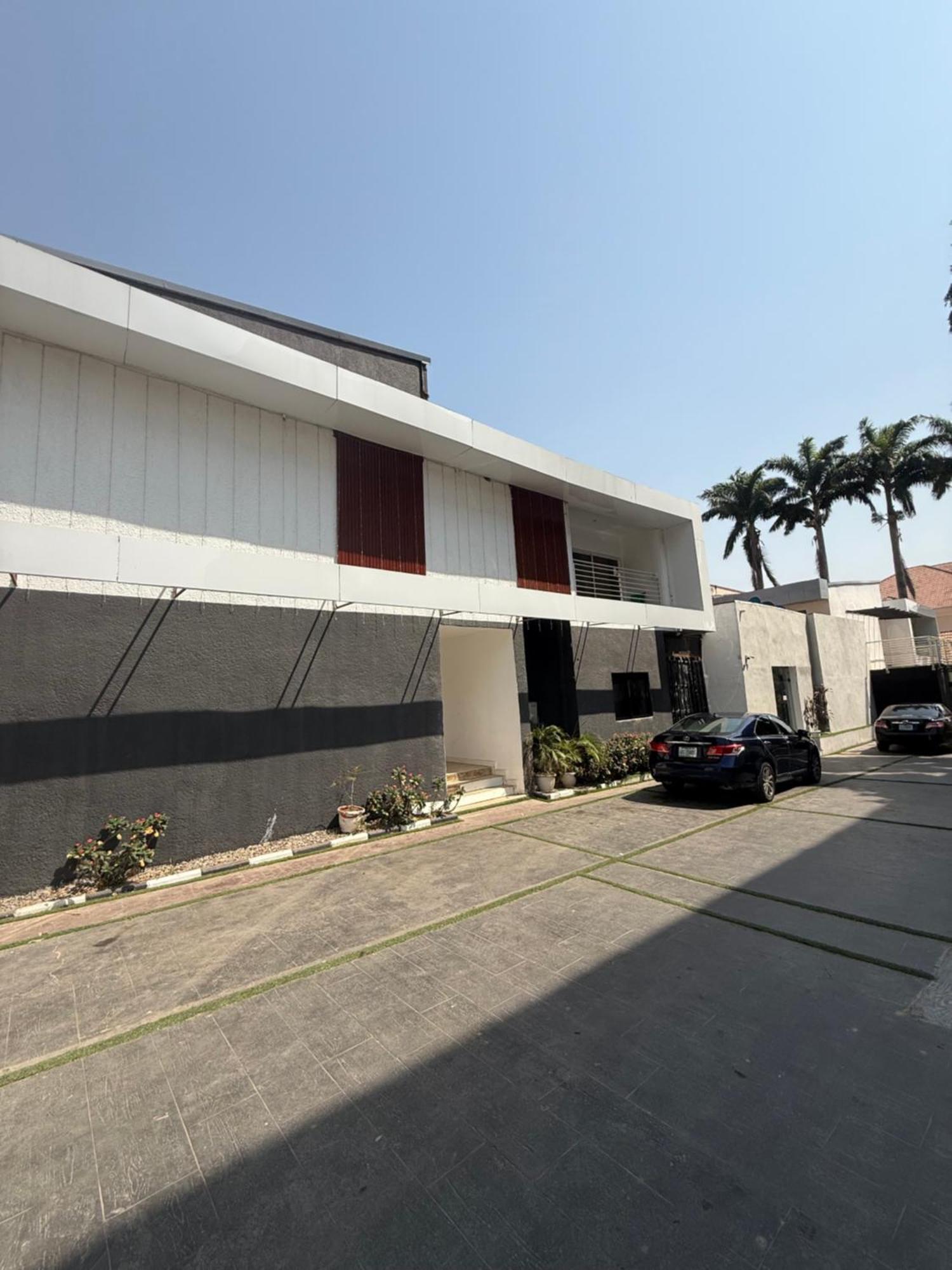 Austra Hotels And Apartments Maitama Abuja Dış mekan fotoğraf