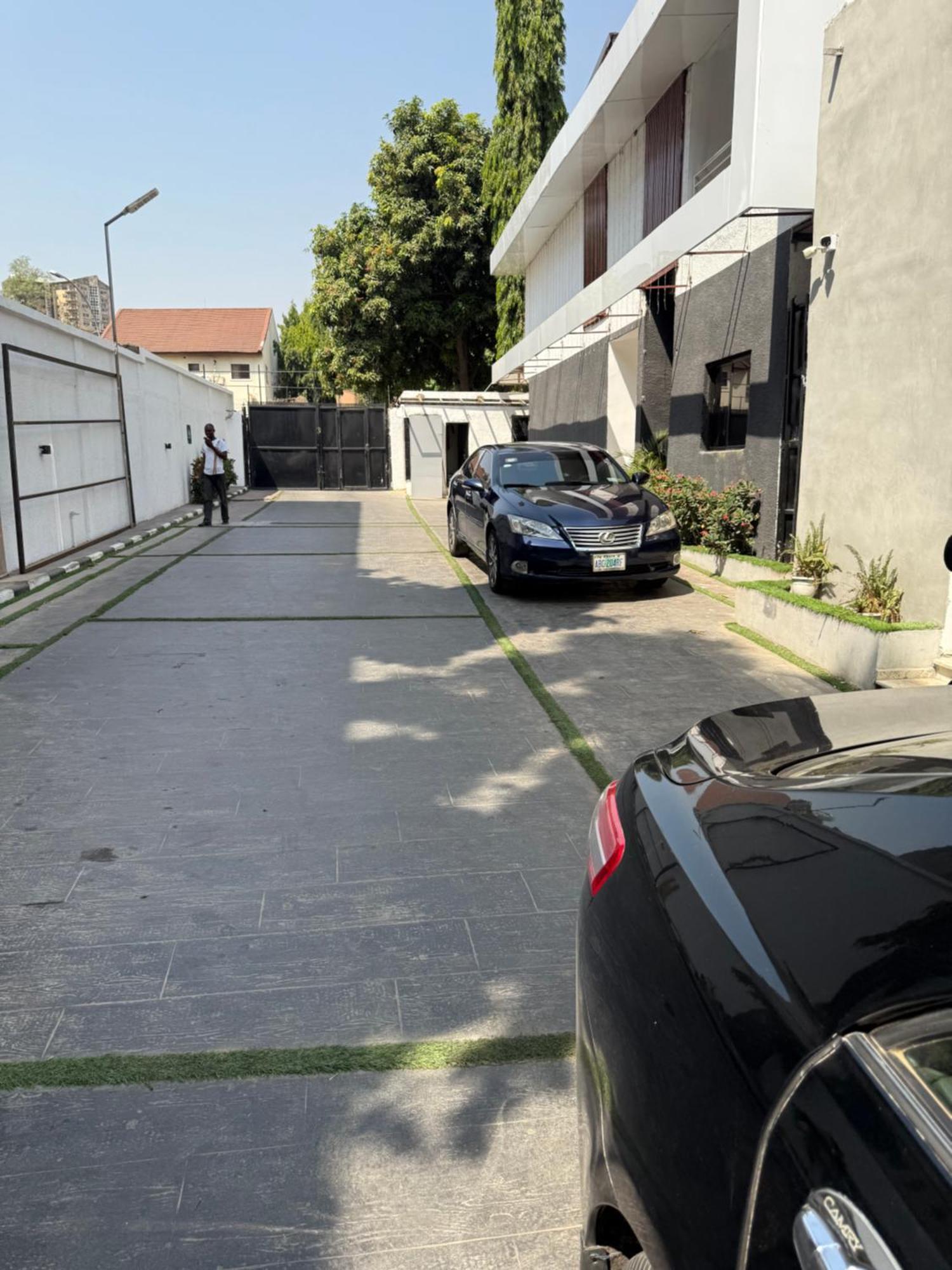 Austra Hotels And Apartments Maitama Abuja Dış mekan fotoğraf