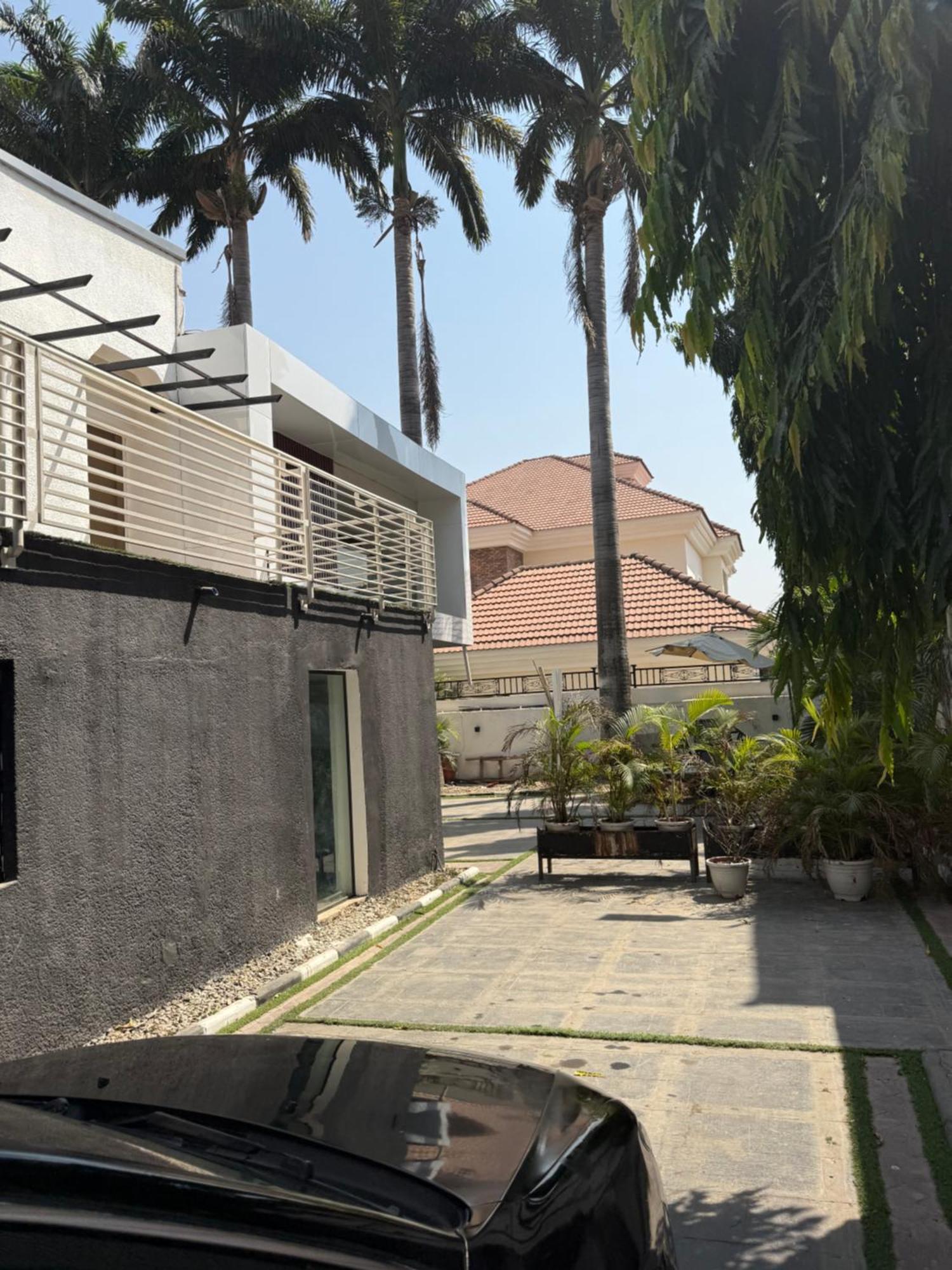 Austra Hotels And Apartments Maitama Abuja Dış mekan fotoğraf